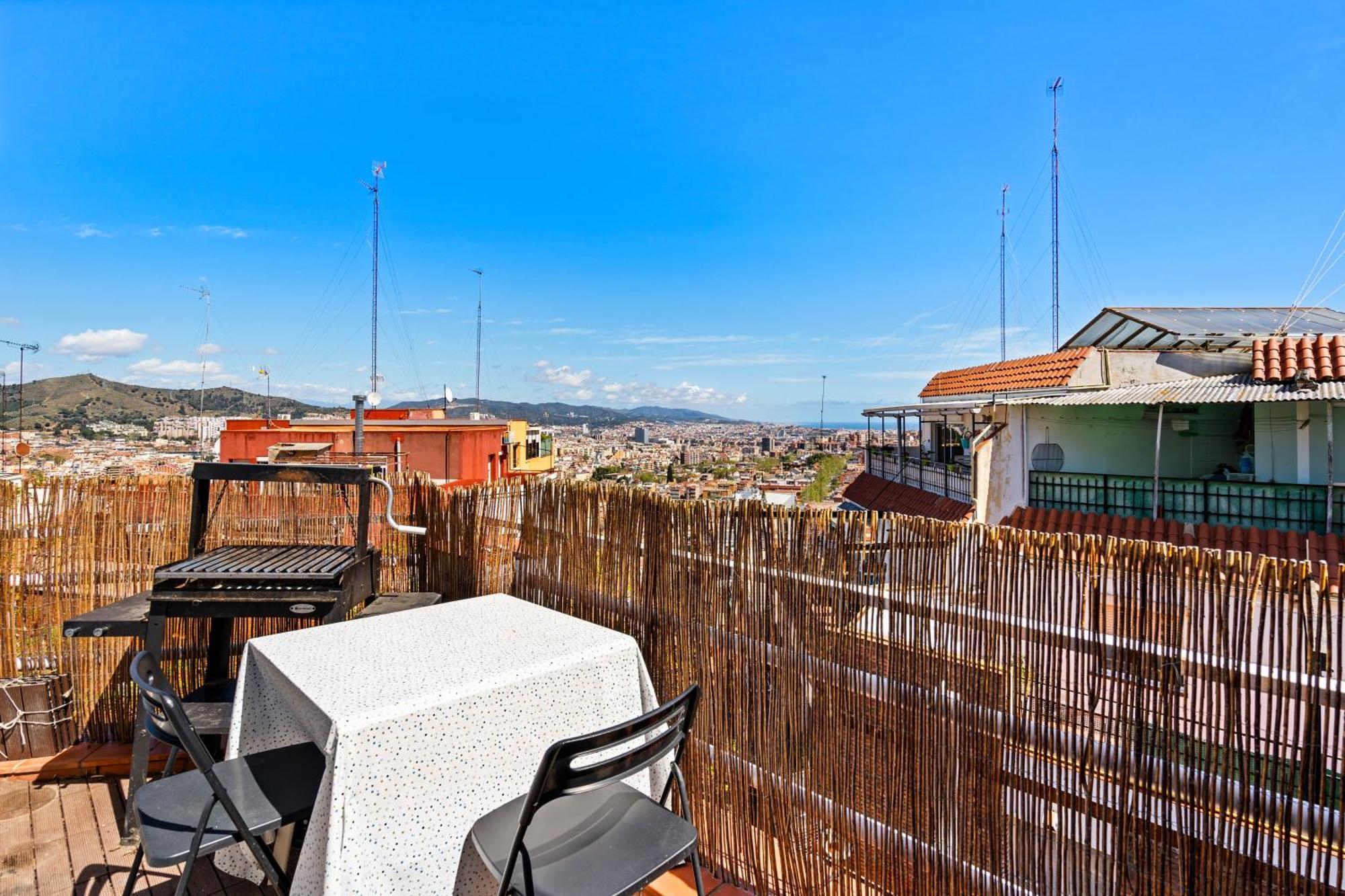 Charming 1br With Terrace Near El Carmel Apartamento
