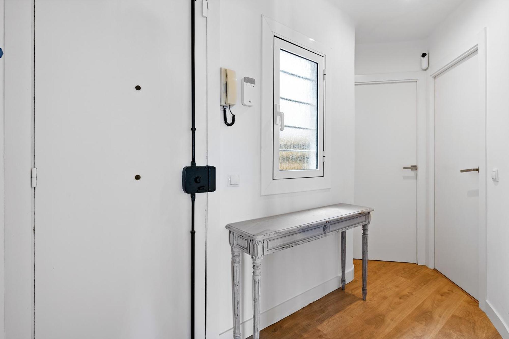Charming 1br With Terrace Near El Carmel Apartamento